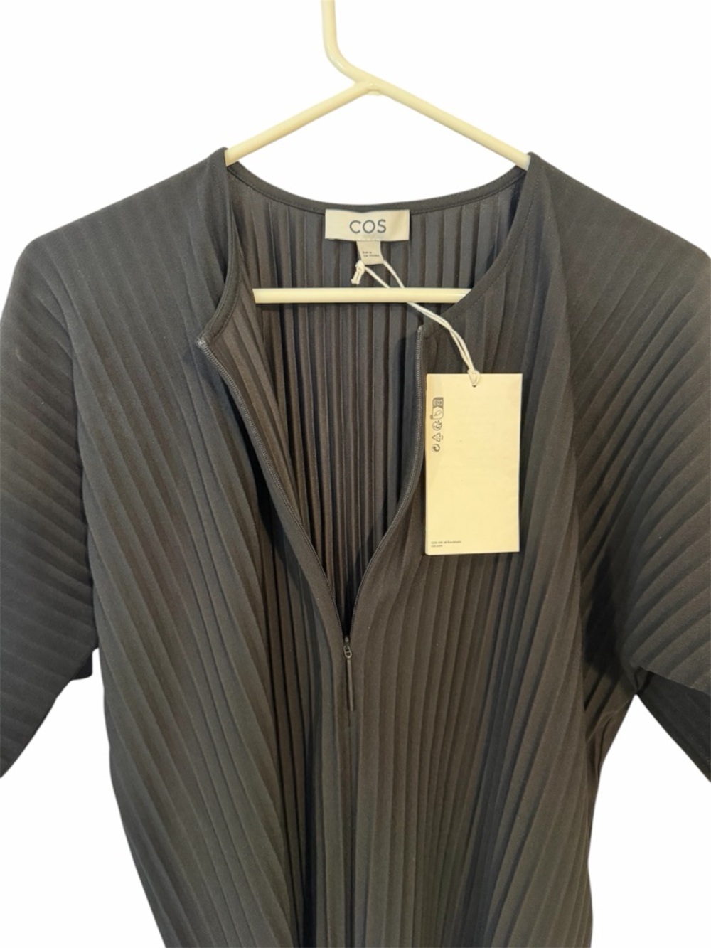 COS pleated top and trousers set NWT - Picture 4 of 8